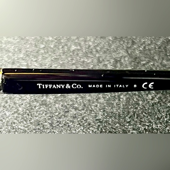 Tiffany & company black and Tiffany blue frames. Must get lenses removed profess - Picture 4 of 6